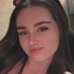 Chloe Bray