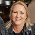 Jo Thomas
