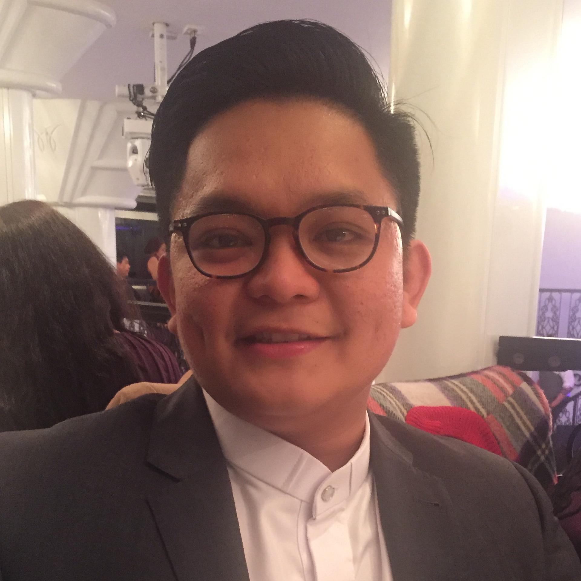 Michael Rustia