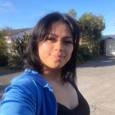 NAOMI VAIKAI