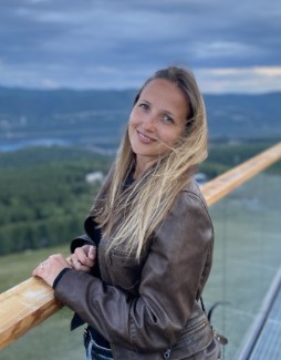 Alina Neliubova
