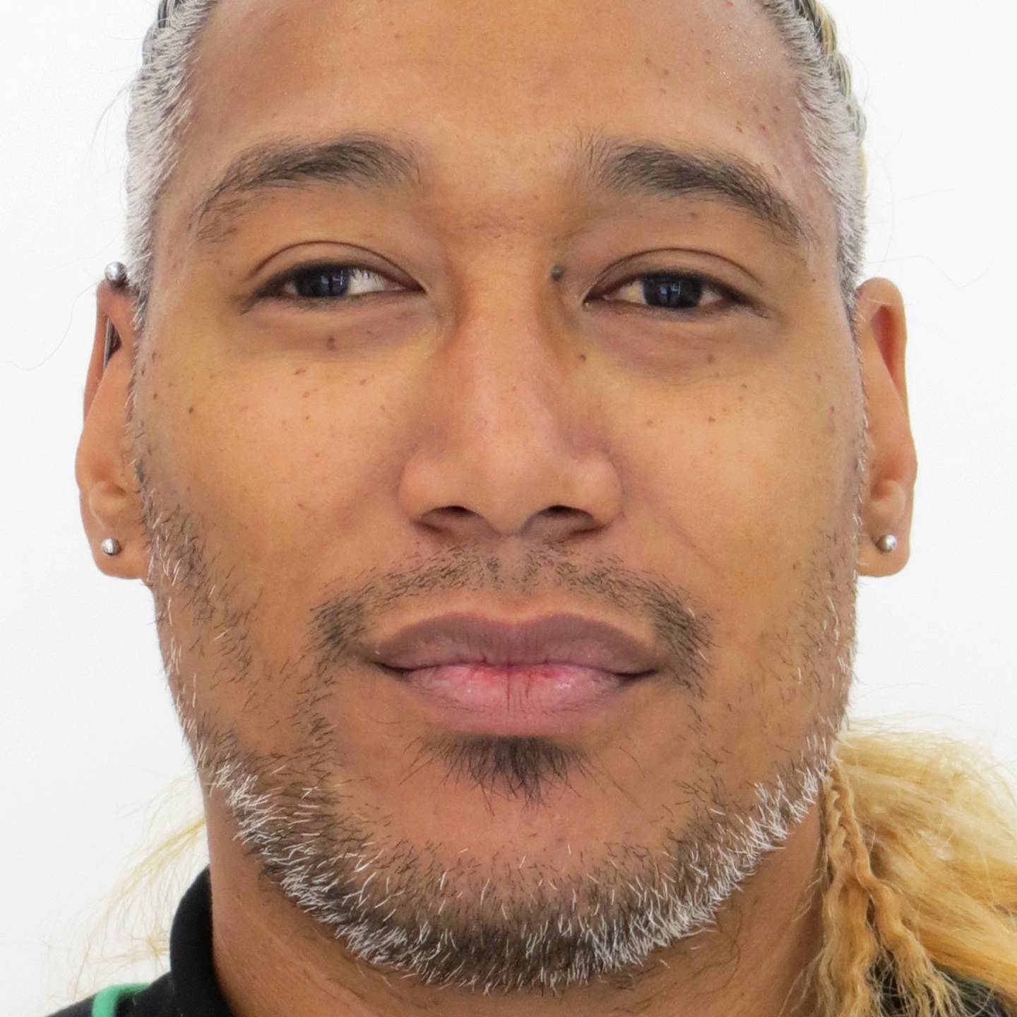 Bowen Asekona