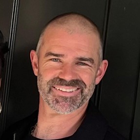 CRAIG STEPHENS